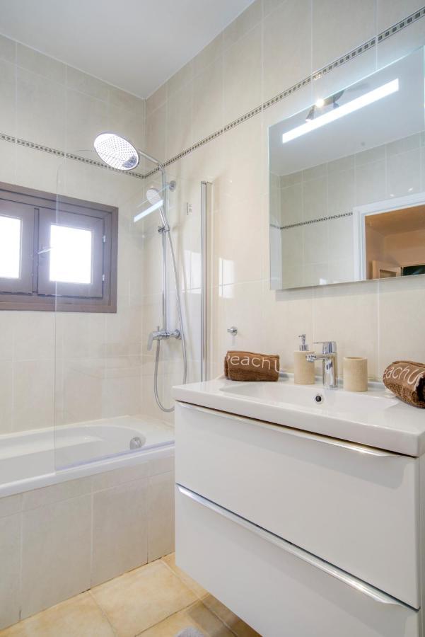 Cosy, Modern, Fully Equipped, Air Conditioning, Nice Historical, Old Town, 1Minute Walk From Beach - "Le Bunico 4" Exterior photo