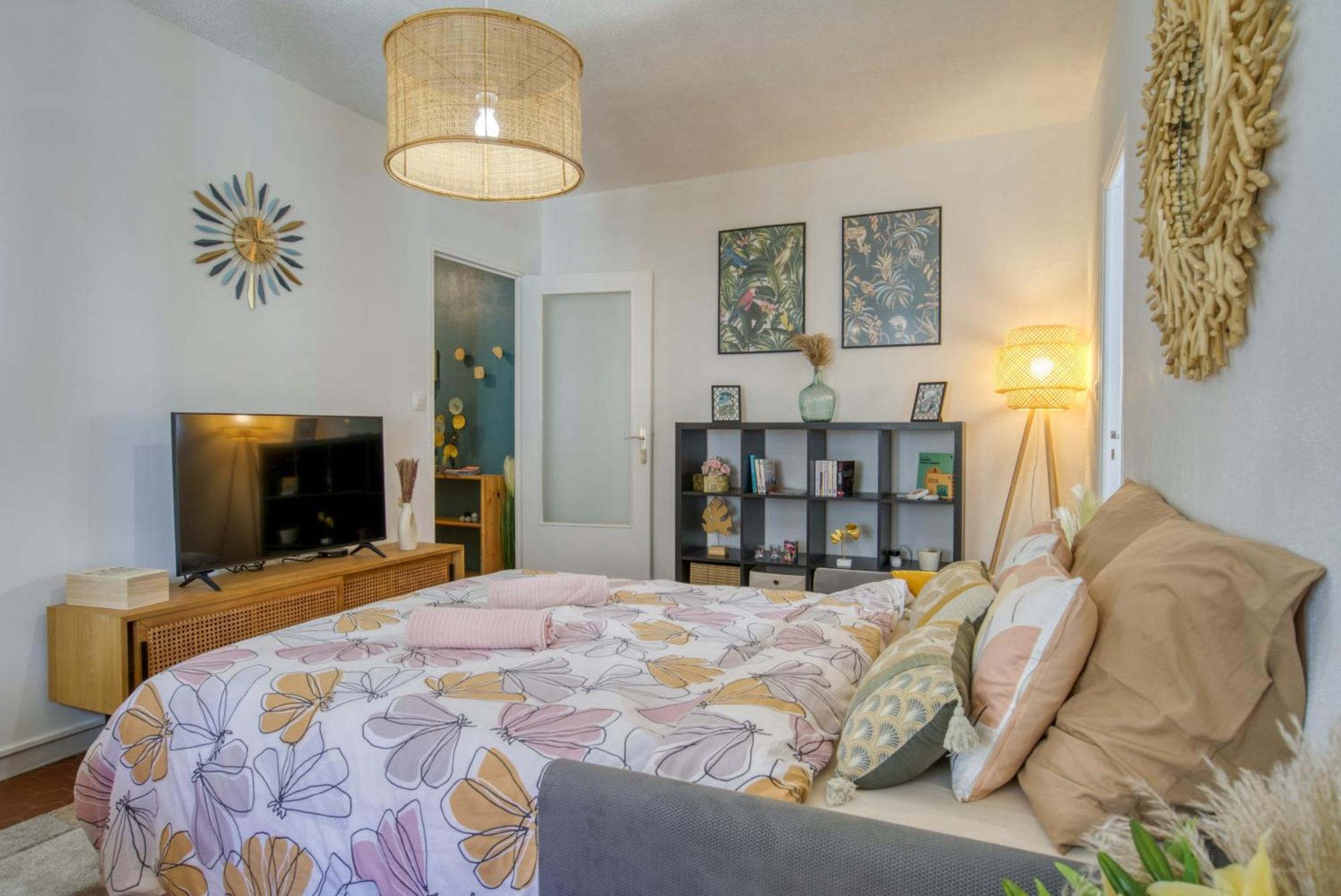 Cosy, Modern, Fully Equipped, Air Conditioning, Nice Historical, Old Town, 1Minute Walk From Beach - "Le Bunico 4" Exterior photo